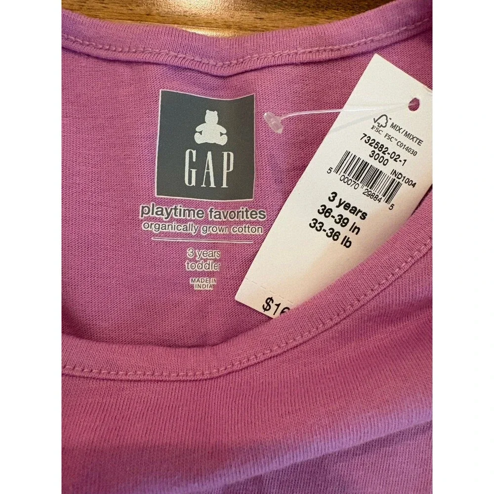 GAP three nwt